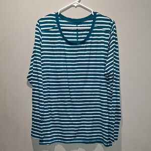 NWOT Ladies Long Sleeve Striped Top